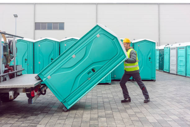 Portable Toilet Options We Offer in Abingdon, IL